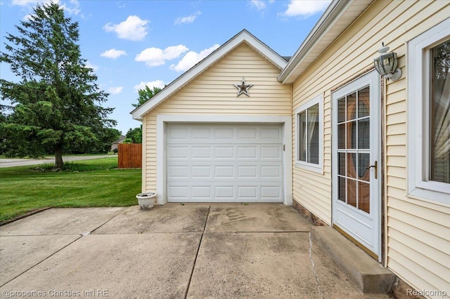 4681 Cass Elizabeth Rd, Waterford, MI 48327 - garage with concrete driveway
