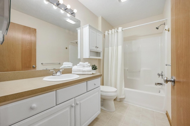 270 Silver Ridge Dr, Holland, MI 49424 - bathroom with tile patterned flooring, shower / bathtub combination with curtain, and vanity