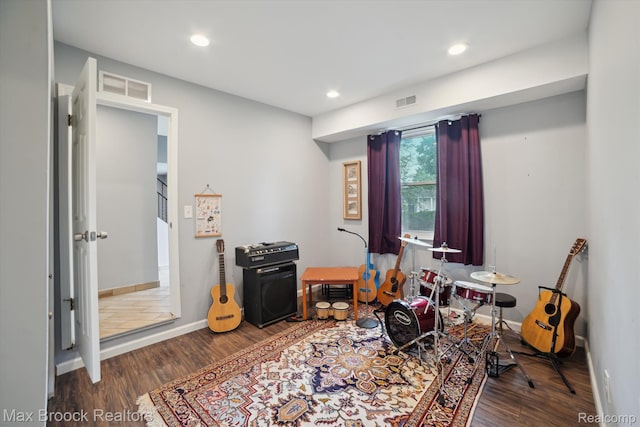 6810 Killarney Dr, Troy, MI 48098 - game room with wood finished floors and recessed lighting