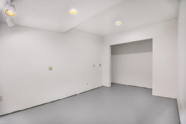 4213 Silverleaf Dr, Ypsilanti, MI 48197 - unfurnished room featuring finished concrete flooring and recessed lighting