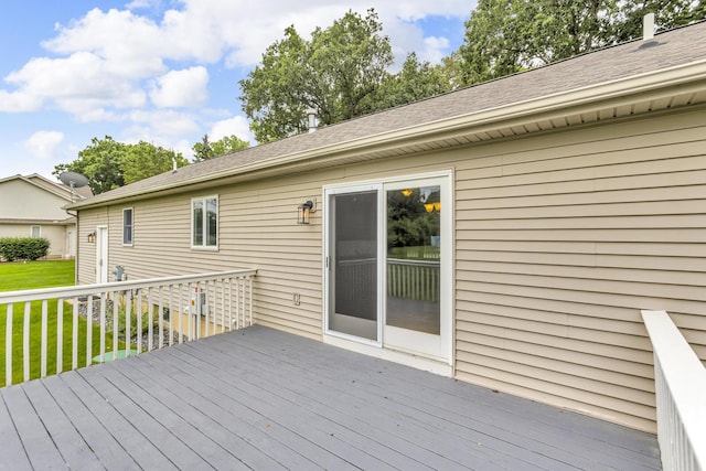 1615 Bunting Rd, Jackson, MI 49201 - wooden deck with a lawn
