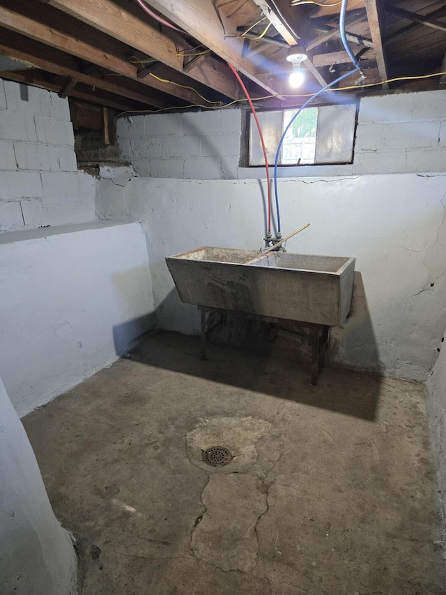 947 Pearl St, Benton Harbor, MI 49022 - view of unfinished basement