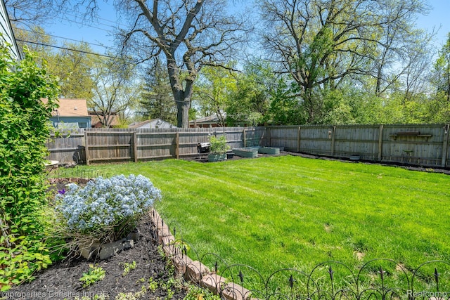 30160 Marshall St, Southfield, MI 48076 - view of fenced backyard