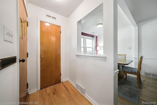 30160 Marshall St, Southfield, MI 48076 - hall featuring wood finished floors and baseboards