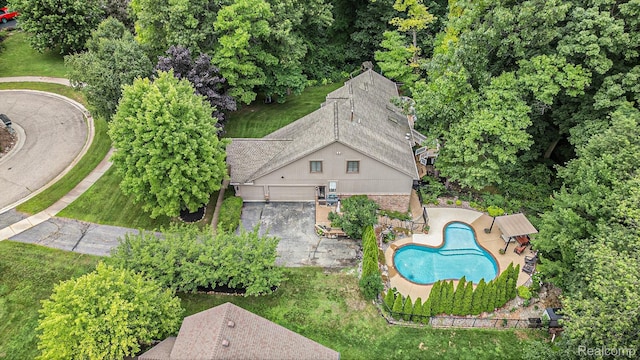 9780 Oak Valley Dr, Clarkston, MI 48348 - view of subject property featuring a pool area