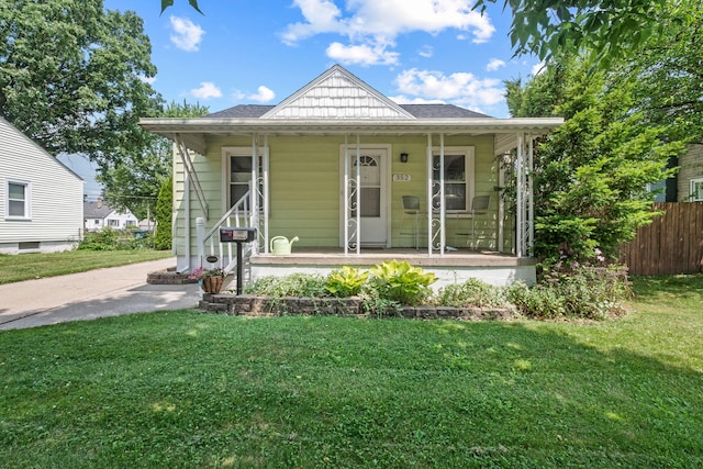 352 W Tacoma St, Clawson, MI 48017 - view of front of property featuring a porch and a shingled roof