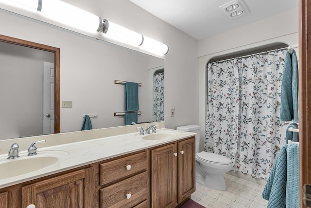 3416 Northlands Ave, Jackson, MI 49201 - full bath with double vanity and curtained shower