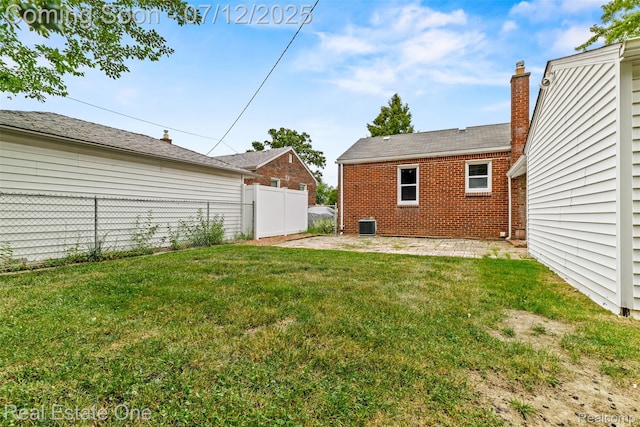 14268 Trenton Rd, Southgate, MI 48195 - view of yard