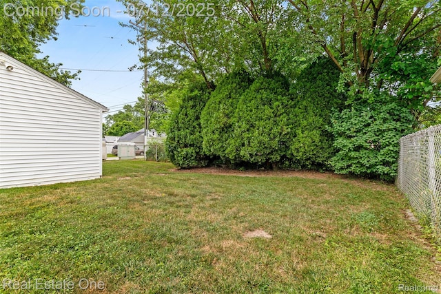14268 Trenton Rd, Southgate, MI 48195 - view of yard