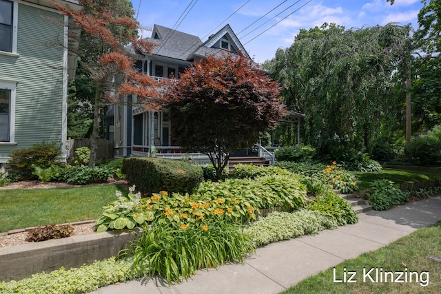 120 Union Ave SE, Grand Rapids, MI 49503 - view of front of house featuring covered porch
