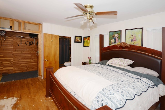 2357 River St, Kalamazoo, MI 49048 - bedroom featuring wood finished floors and ceiling fan