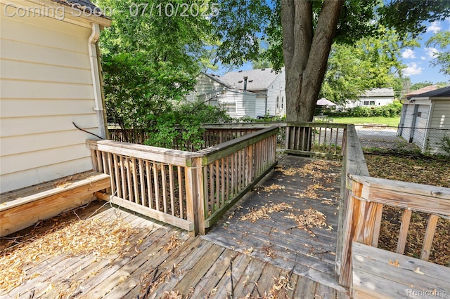 18930 Deering St, Melvindale, MI 48152 - view of deck