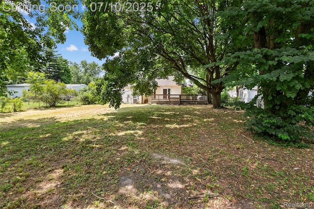 18930 Deering St, Melvindale, MI 48152 - view of yard