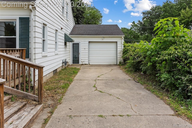 18930 Deering St, Melvindale, MI 48152 - garage with concrete driveway