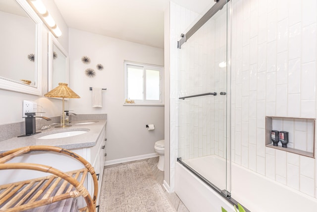2041 Norfolk Ave, Ann Arbor, MI 48103 - bathroom with enclosed tub / shower combo and double vanity