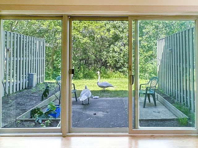 609 Watersedge Dr, Ann Arbor, MI 48105 - view of doorway to outside