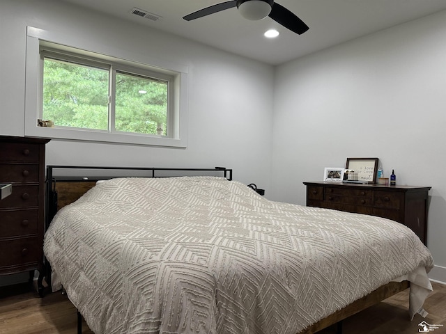 10931 Telegraph Rd, Erie, MI 48133 - bedroom featuring wood finished floors, a ceiling fan, and recessed lighting