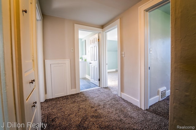 959 Washtenaw Rd, Ypsilanti, MI 48197 - corridor with carpet and baseboards