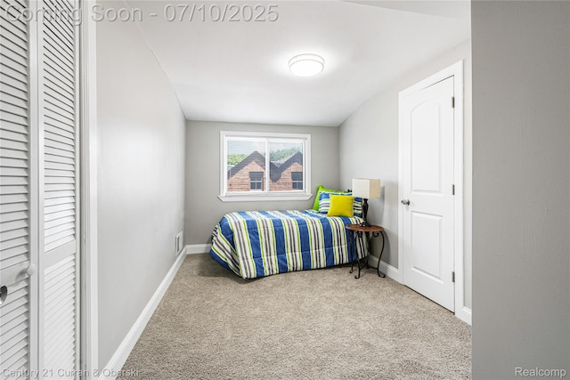 18024 Fairfield St, Redford, MI 48221 - carpeted bedroom featuring baseboards and a closet