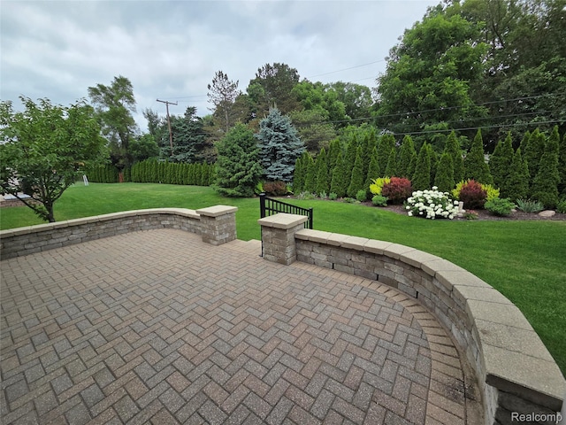 2181 E Shore Dr, Rochester Hills, MI 48307 - view of patio
