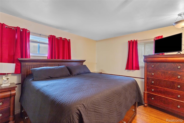 26714 Dover Ct, Warren, MI 48089 - bedroom with wood finished floors