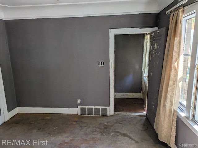 4342 Tyler St, Detroit, MI 48238 - spare room featuring concrete flooring