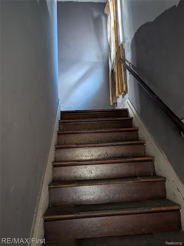 4342 Tyler St, Detroit, MI 48238 - view of stairs