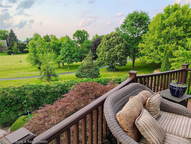 22770 Shadowglen Dr, Farmington Hills, MI 48335 - wooden terrace featuring view of scattered trees and a yard