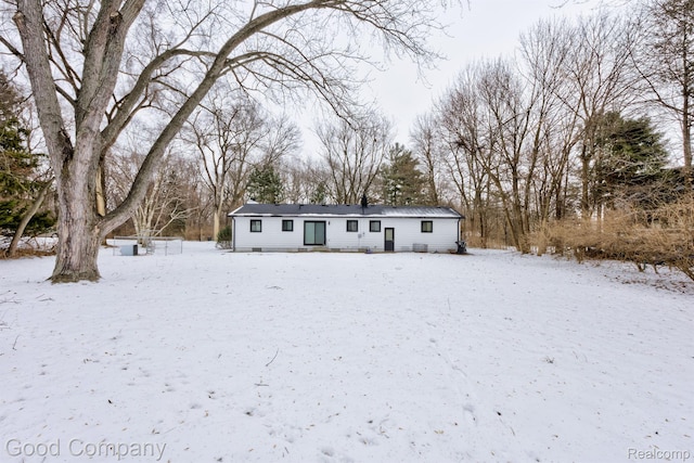 29755 Rosemond Dr, Southfield, MI 48025 - view of front of home