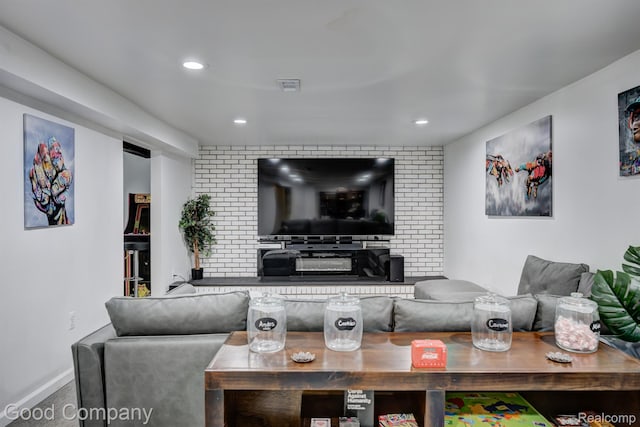 29755 Rosemond Dr, Southfield, MI 48025 - living area featuring recessed lighting