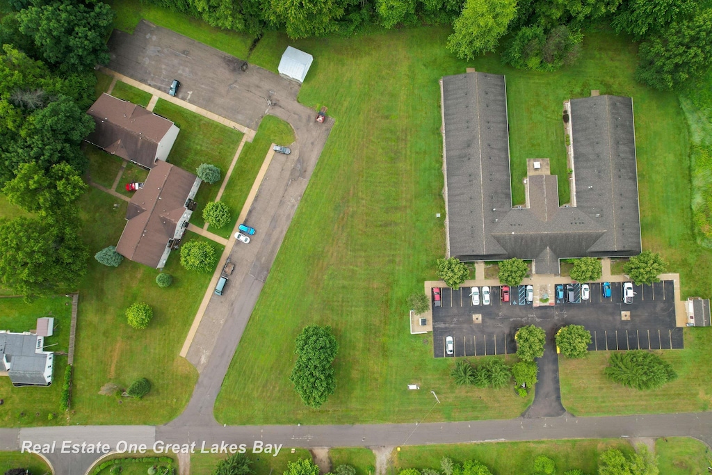600 Bentley St, Chesaning, MI 48616
