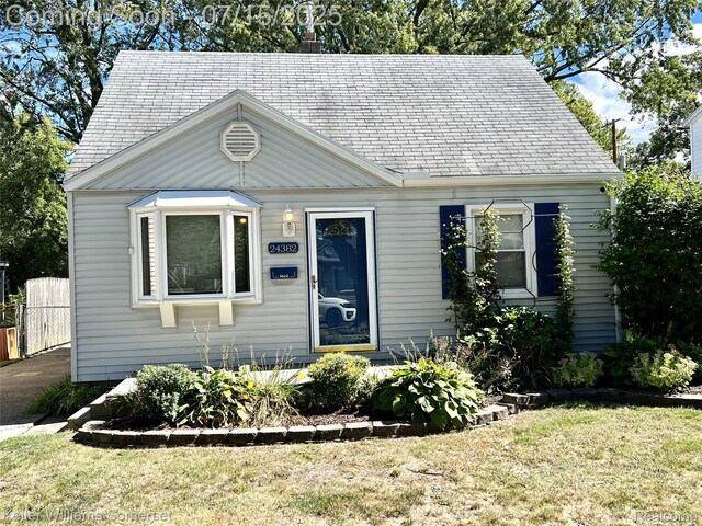 24382 Columbus Ave, Warren, MI 48089 - photo 1
