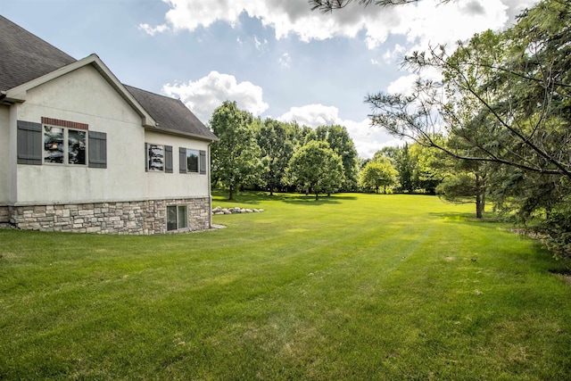 7380 Vassar Rd, Grand Blanc, MI 48439 - view of green lawn