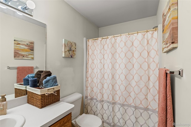 838 Star Dr, Davison, MI 48423 - bathroom with vanity and curtained shower