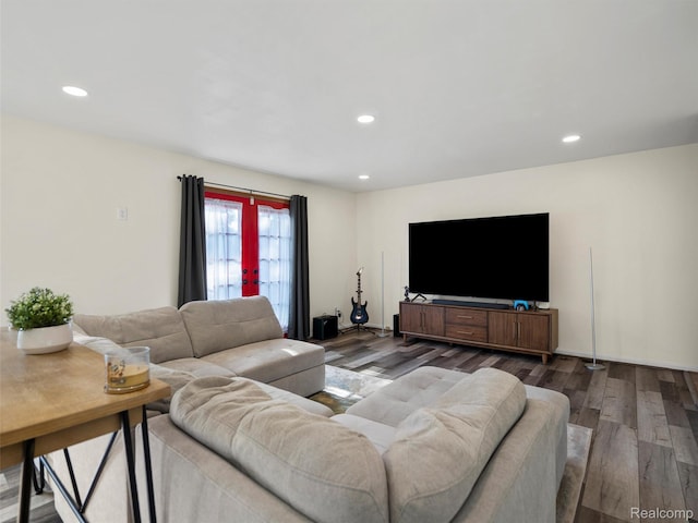 32721 Stoneybrook Ln, Macomb, MI 48026 - living area with wood finished floors and recessed lighting