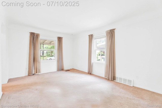 816 E 3rd St, Royal Oak, MI 48067 - view of carpeted empty room