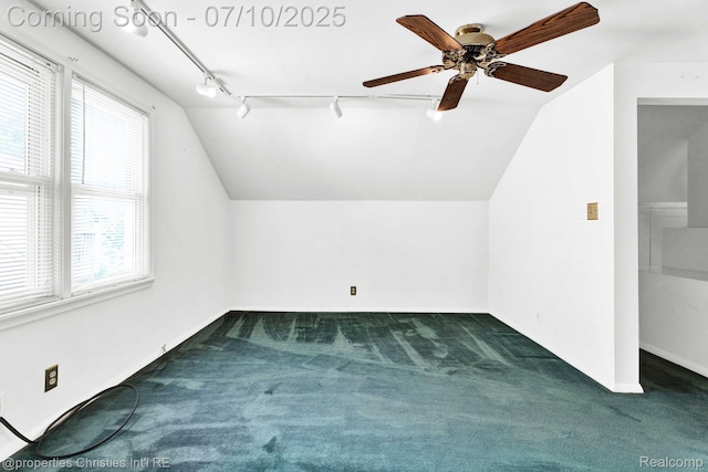 816 E 3rd St, Royal Oak, MI 48067 - bonus room featuring carpet floors, vaulted ceiling, and a ceiling fan