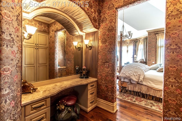 2756 Turtle Bluff Dr, Bloomfield Hills, MI 48302 - bathroom featuring wallpapered walls, hardwood / wood-style flooring, and crown molding