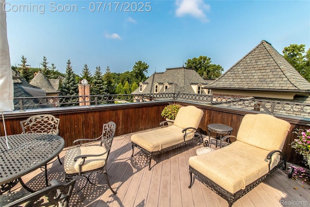 2756 Turtle Bluff Dr, Bloomfield Hills, MI 48302 - wooden terrace featuring outdoor dining space