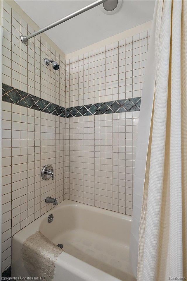 560 Woodland St, Birmingham, MI 48009 - photo 44