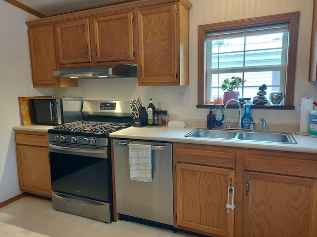 2454 Friendship Dr, Traverse City, MI 49686 - photo 9