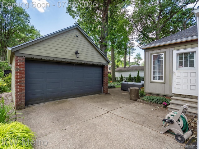 1877 Wiltshire Rd, Berkley, MI 48072 - view of detached garage