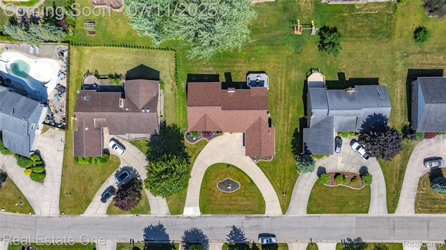 6709 Brookeshire Dr, West Bloomfield, MI 48322 - photo 47
