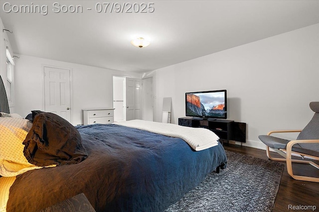 32010 Inglewood St, Franklin, MI 48025 - bedroom featuring wood finished floors and baseboards