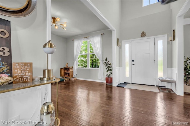 1043 Kendall Ct, Lake Orion, MI 48360 - foyer entrance with wood finished floors and a towering ceiling