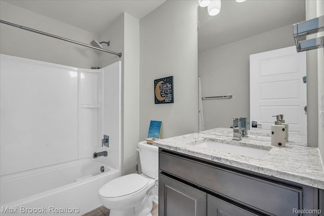 1043 Kendall Ct, Lake Orion, MI 48360 - bathroom featuring vanity and shower / bath combination