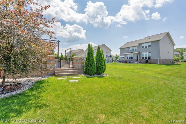 1043 Kendall Ct, Lake Orion, MI 48360 - view of yard
