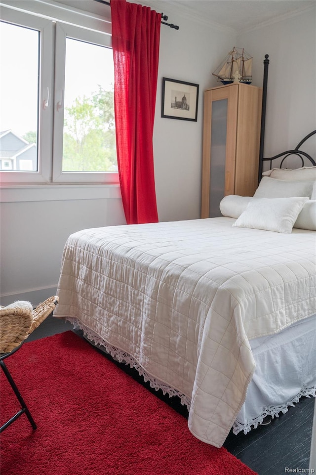 1036 Irving Ave, Royal Oak, MI 48067 - carpeted bedroom featuring ornamental molding