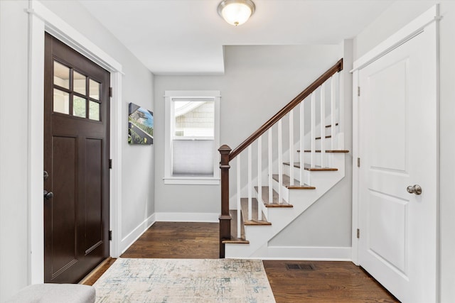 711 N Alexander Ave, Royal Oak, MI 48067 - entryway with wood finished floors and stairway
