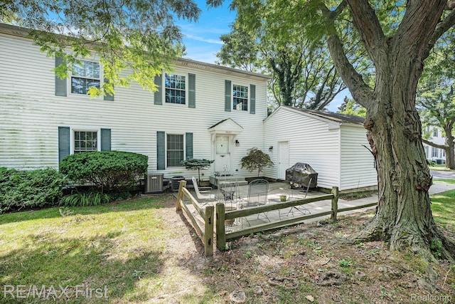 38683 Bayside Ct Unit 118, Clinton Township, MI 48038 - view of front of home with a patio area, a front yard, and an attached garage